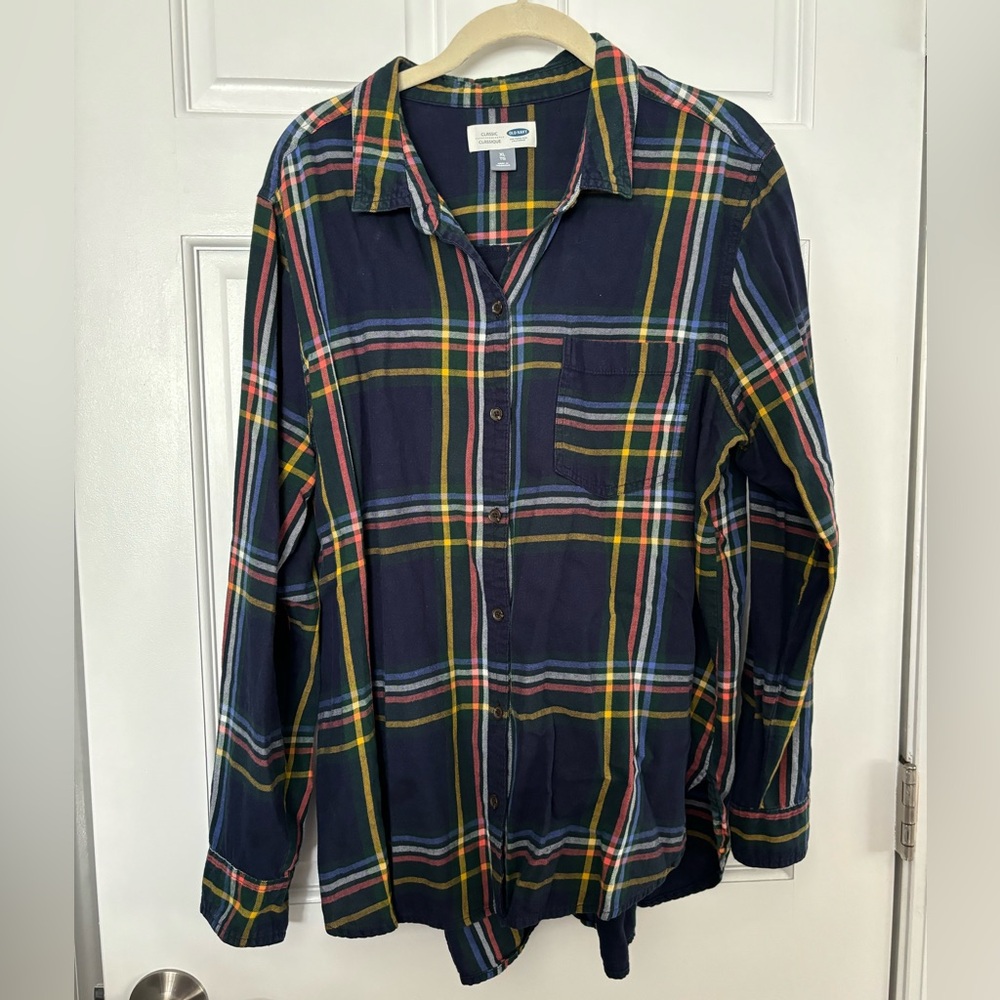 XL Old Navy Women’s Plaid Button Down